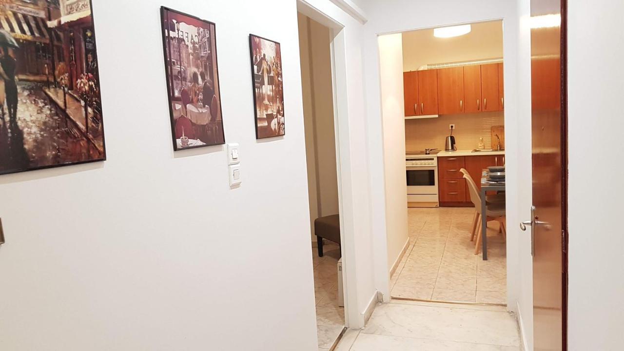 Apartment Palette Bamboo - Center, 6 Bd, 3 Bath Athens