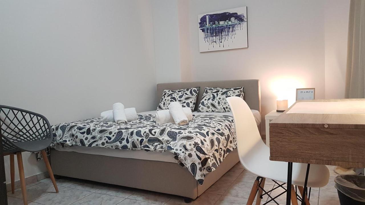 Palette Bamboo - Center, 6 Bd, 3 Bath Apartment Athens